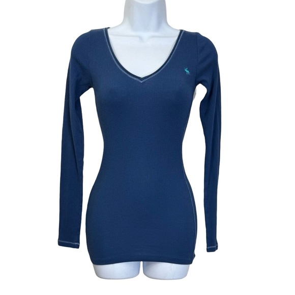 Y2K Abercrombie thermal v neck top small blue layering Bella Swan Elena TVD - Picture 2 of 10